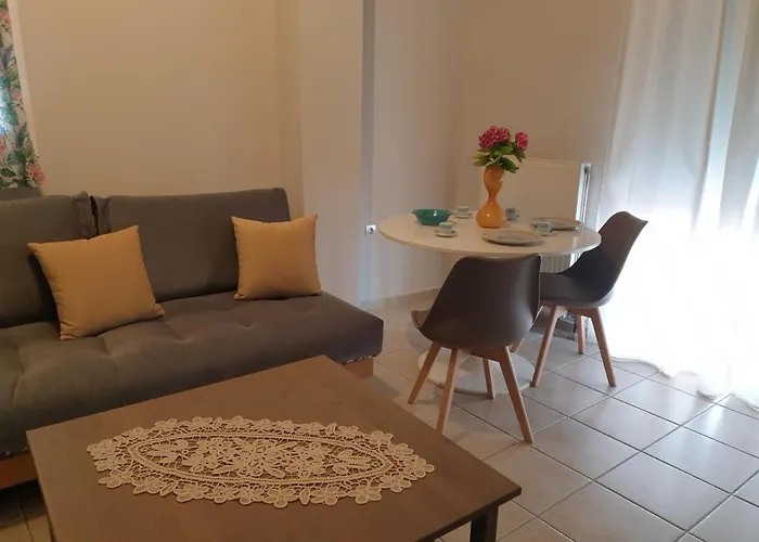 Comfortable Apartment In The Center Of Volos Very Close To The Port